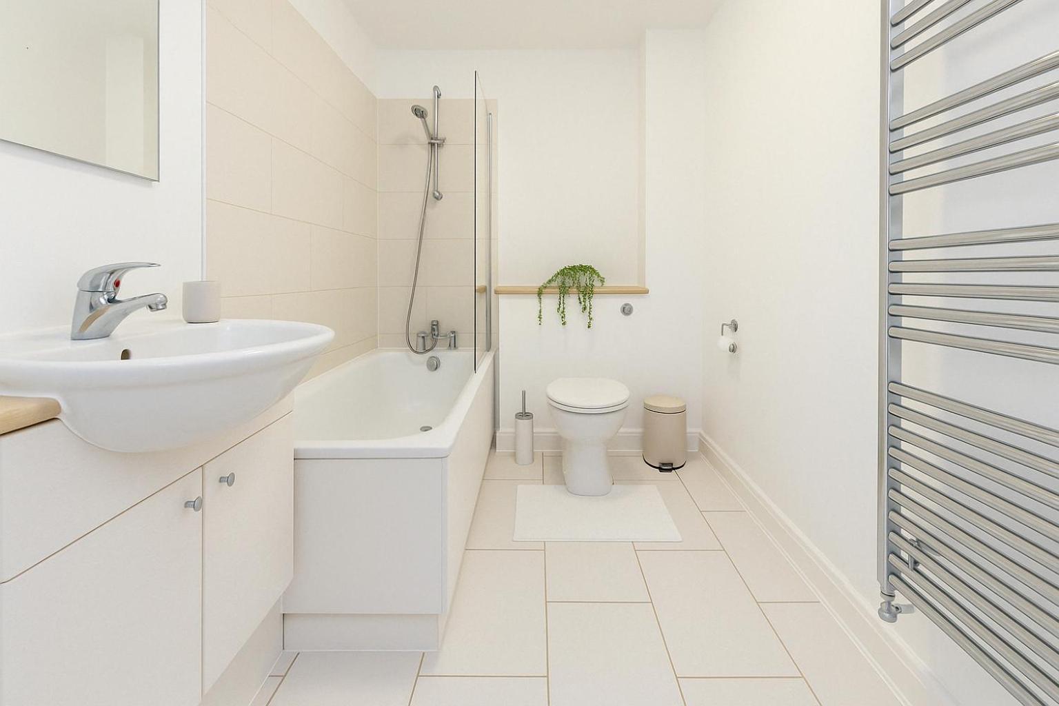 2 Bed With Balcony In Wembley Apartment London